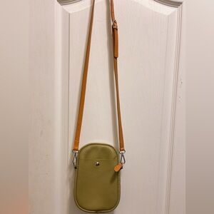 Divina Firenze Fine Top Leather Art. Amanda Crossbody Purse
Golden Miele Italy